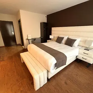 Escale Brüksel